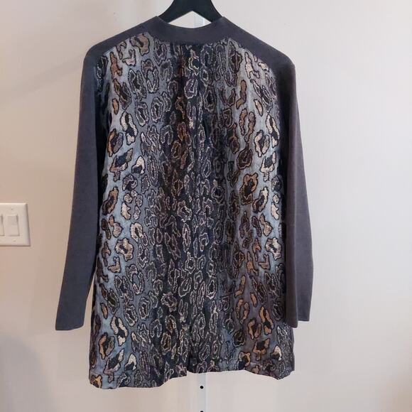 Chicos Cardigan Size 2 Petite Gray Longline Metallic Animal Print Dressy - Picture 5 of 8
